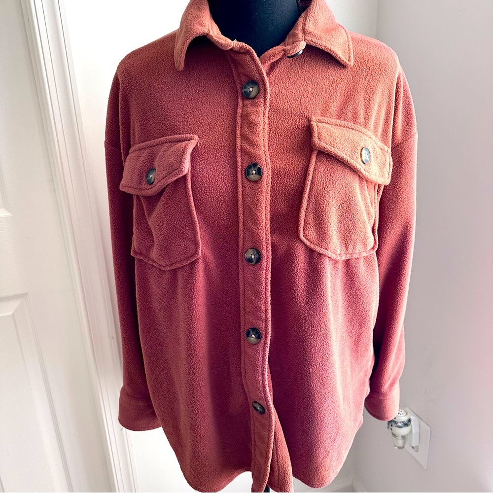 F21 womens longsleeve button down.